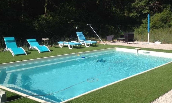 Brignoles Villa | En bordure de forêt, en Provence verte,