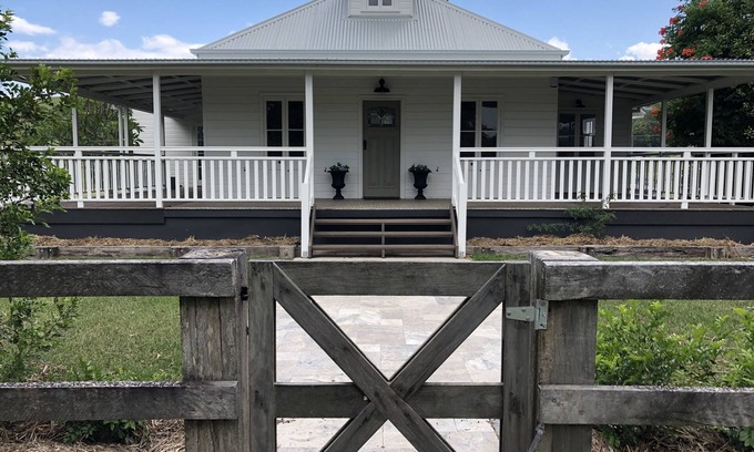 North Arm Autre | "On the Farm - North Arm" ~ Farm Stay : Farm Play