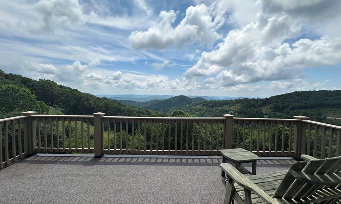 Apple Ridge Copropriété | On the Rocks - Cozy 1-br condo w/ stunning views 5 mins to downtown Blowing Rock