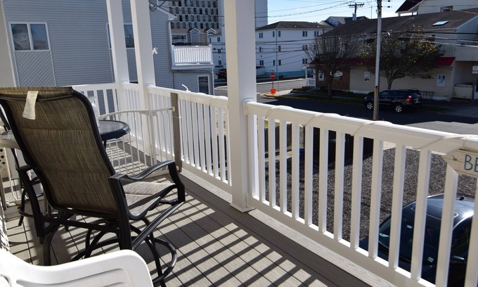 Sea Isle City Copropriété | Un bloc et demi à la plage, Wawa, restaurants et bars. LOCATION SAISONNIÈRE