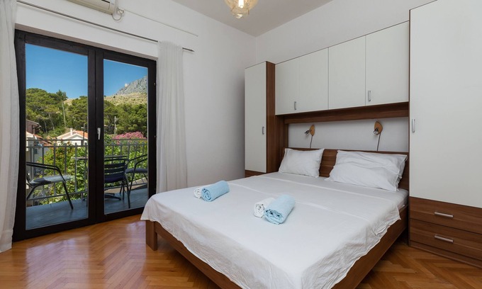 Lokva Rogoznica Appartement | Appartement d'une chambre avec le balcon et la vue sur le mer Lokva Rogoznica, Omis (A-2973-d)