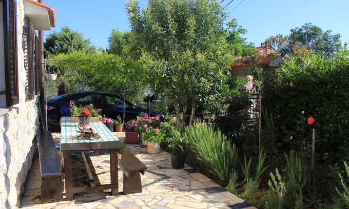 Punta Kriza Appartement | Appartement d'une chambre avec le balcon et la vue sur le mer Punta kriza, Cres (A-383-a)