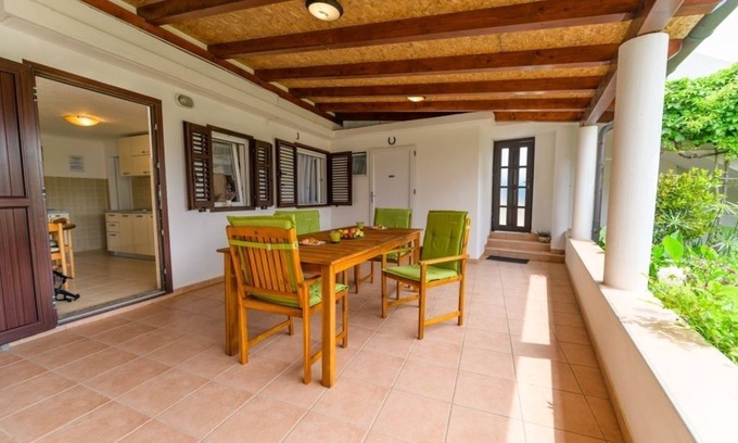 Nerezine Appartement | Appartement d'une chambre prés de la plage Nerezine, Losinj (A-7963-b)