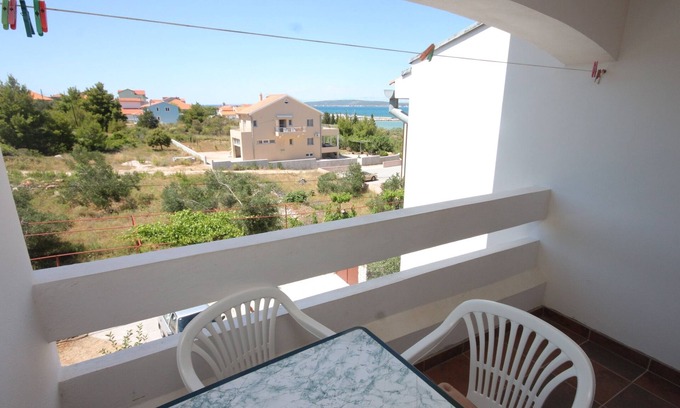 Dobropoljana Appartement | Appartement d'une chambre avec le balcon et la vue sur le mer Dobropoljana, Pasman (A-8198-a)