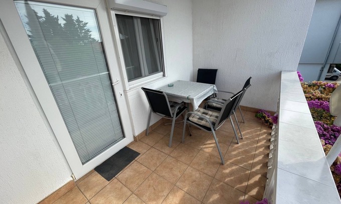 Susica Appartement | Appartement d'une chambre avec la terrasse Sabunike, Zadar (A-6258-a)