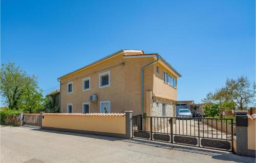Divsici Appartement | One-Bedroom Apartment In Divsici