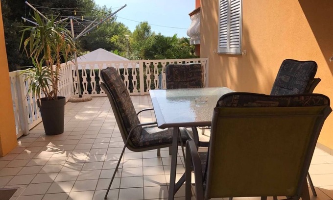 Zaton Appartement | Appartement d'une chambre avec la terrasse Zaton, Zadar (A-12988-d)