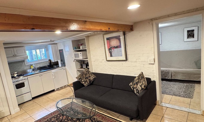 North Cleveland Park Appartement | Appartement 1 Chambre Maison-Sous-Sol avec Entrée Privée