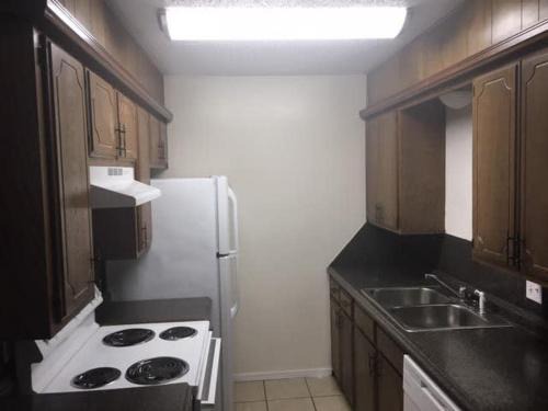 Lawton Appartement | One bedroom close to Fort Sill!