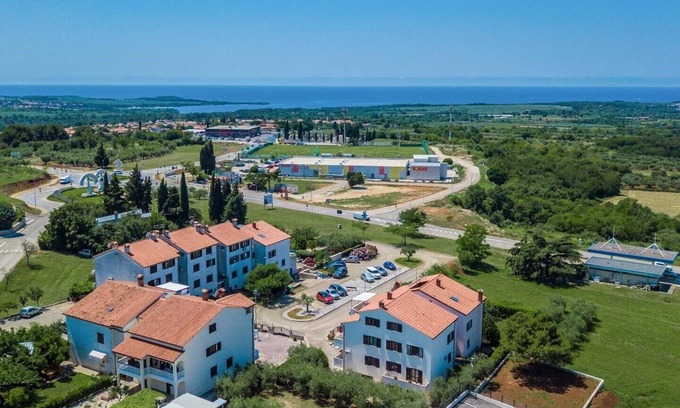 Tar-Vabriga Appartement | One-Bedroom E1 with Balcony in Tar