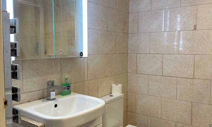 Luton Appartement | One-Bedroom Flat Close To Leagrave Train Station/Luton Airport
