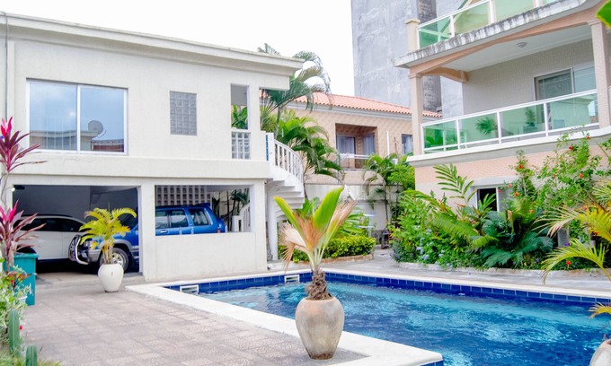 Pointe-Noire Appartement | ONE BEDROOM FLAT IN DOWNTOWN NEAR THE SEA