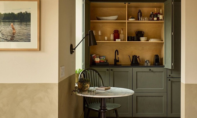 Fishtown Hôtel | One-Bedroom King Suite with Living Area & Privacy