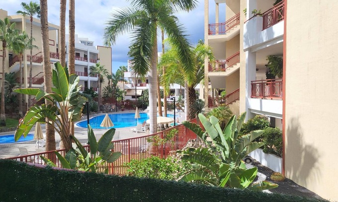 Palm-Mar Appartement | 1 chambre, Terrasse, WIFI, Vue sur la Piscine, Parking, 600 mètres de la Mer