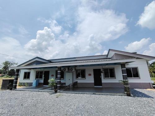 Pauh Maison | One Lot - Lodging One