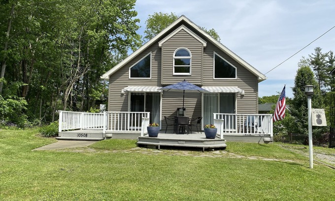 Conneaut Lake Maison | Cottage unique en son genre, près du lac, de la marina et du golf, calme et confortable
