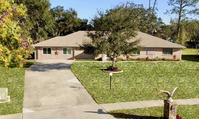 Port Orange Maison | ONE OF KIND PROPERTY - 6 bedrooms & 6.5 bathrooms Private & spacious