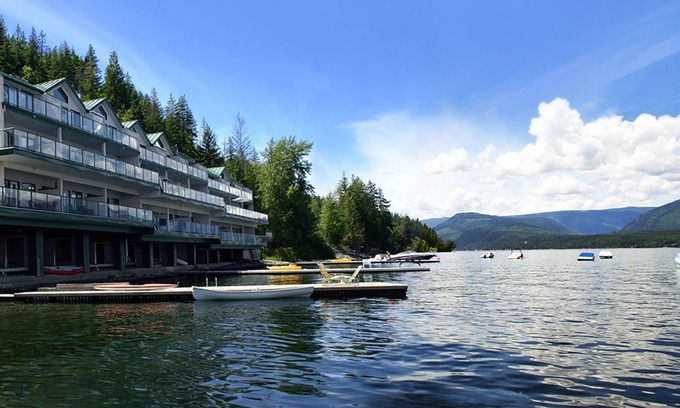 Blind Bay Copropriété | One Suite Getaway. Lakefront 2 chambres dans le Shuswap