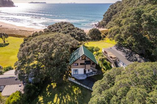 Onemana Maison | Onemana - Beautiful Beachfront