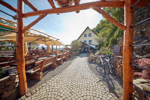 Bullay Hôtel | Onkel Toms Hütte, Weingut Friedhelm Lenz