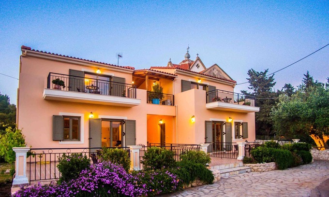 Antipata Appartement | Seulement 3 km de la célèbre baie de Fiskardo