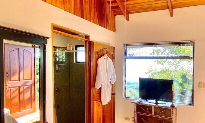 Garabito Maison | Only to be rented as an extra room