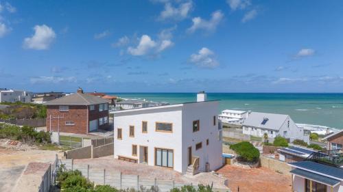 L'Agulhas Maison | Oom Jan Guesthouse