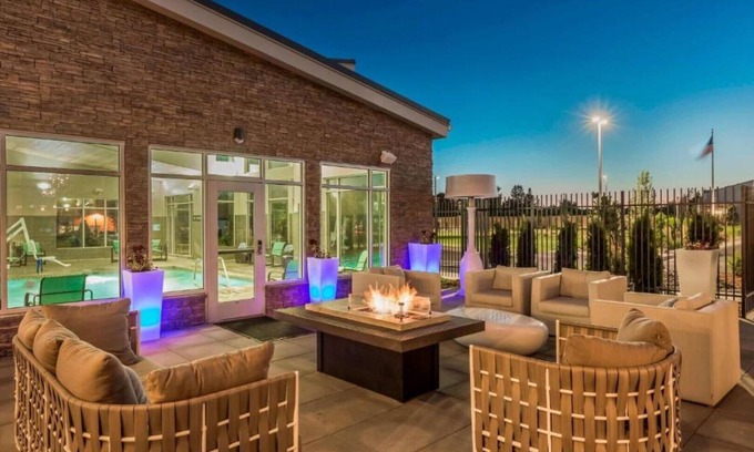 Hillsboro Maison | Open All Suite Hillsboro