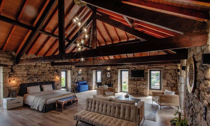 Lamego Maison | Open Space House with jacuzzi in Lamego, 5 minutes from the city center