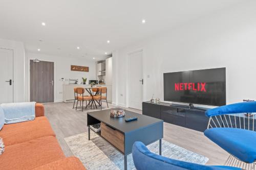 Bordesley Appartement | Opulent 2BR Balcony & Breathtaking skyline views