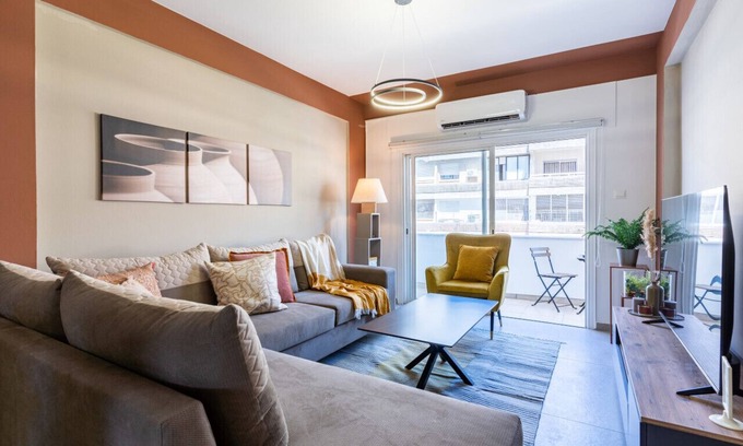 Larnaca City Centre Appartement | Oracle 2-Bedroom Apartment in Larnaca