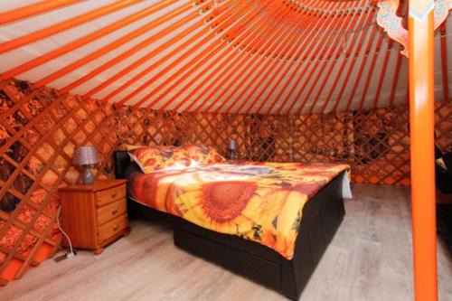 Turriff Maison | Orange Yurt with Hot Tub- Sleeps 3 Parking & WiFi