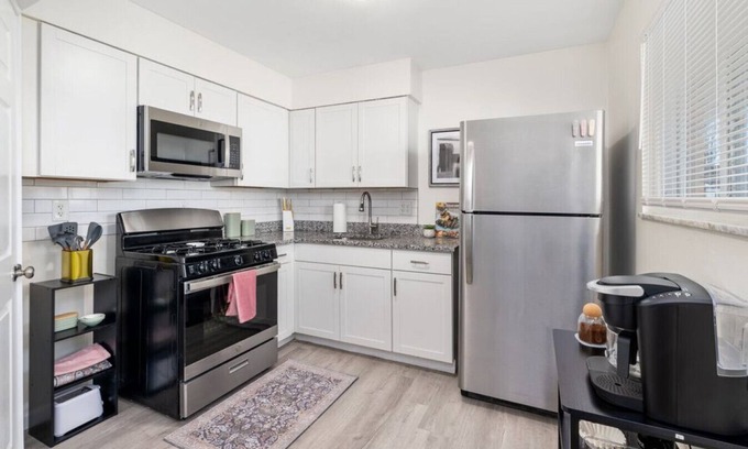 Columbus Appartement | Orchard Arc - 2BR 1BA Apt near NCH