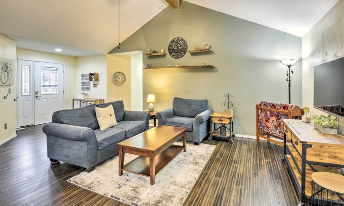 East Port Orchard Maison | 'Orchard Oasis' Retreat w/ Game Room!