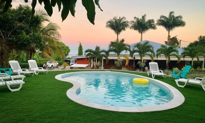 Capesterre-Belle-Eau Maison | Orchidées Bel'O - Confortable Bungalow - piscine