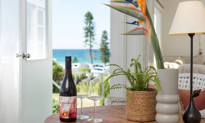 Mollymook Cottage | Mollymook Beach Voir un chalet de plage original des années 1950