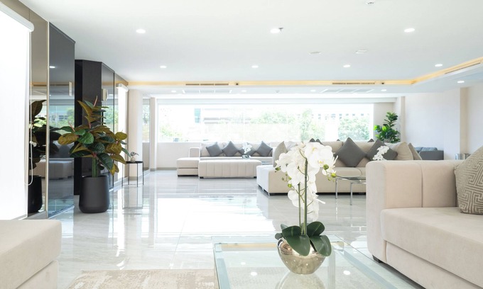Racha Thewa Hôtel | Oriole Residence