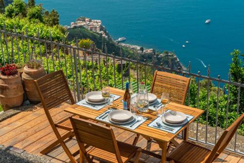 Volastra Appartement | Orizzonte damare