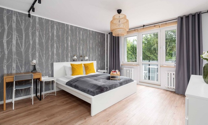 Stare Miasto District Appartement | Os. Wichrowe Wzgórze 16 | Apartment | Balcony