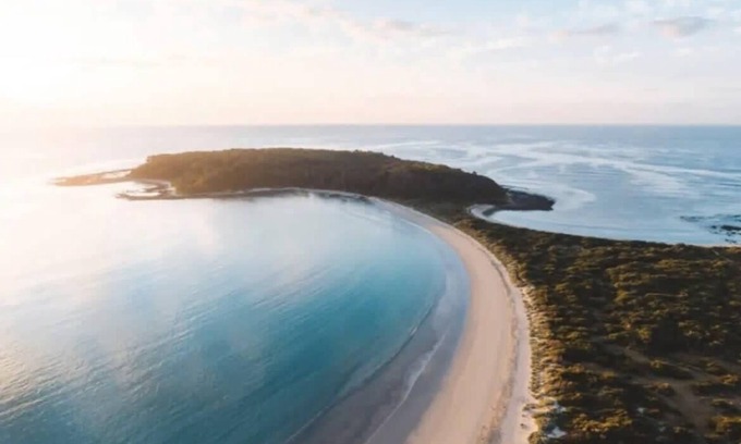 Broulee Maison | Oscar's @ Broulee Beach Luxury Coastal Living