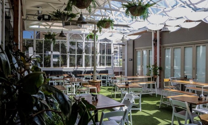 Ballarat Hôtel | Oscars Hotel and Cafe Bar