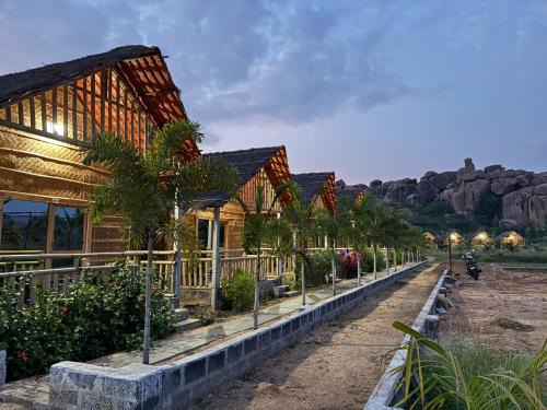 Kamalapur Station Balnéaire | Osho's Organic Resort Hampi