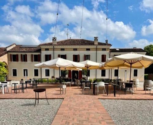 Sarginesco Maison | OSTERIA DI CIMBRIOLO E DORMIRE AL CIMBRIOLO