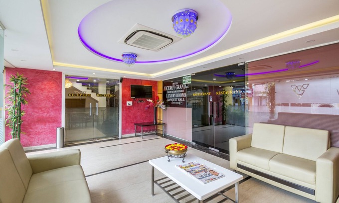 Guntur Hôtel | Ostin Viceroy Grand