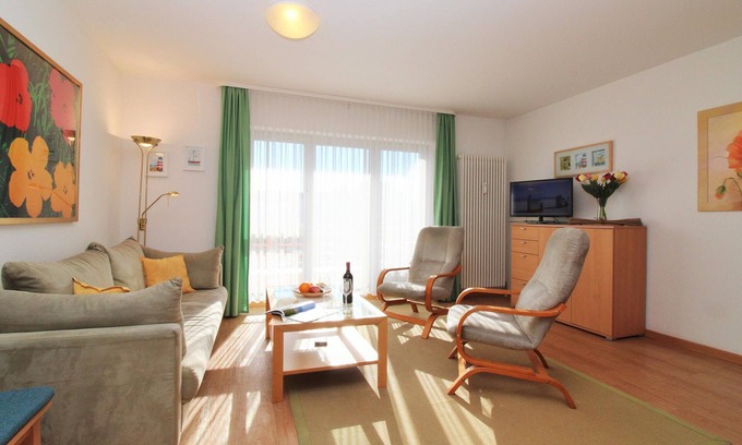 Ostseebad Kuhlungsborn Appartement | Ostseeblick - Fewo Fehmarn 22: 1-room apartment close to the beach with large balcony