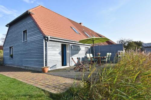 Ribnitz-Damgarten Appartement | Ostseelandhaus mit Südterrasse und Teich OFC 07