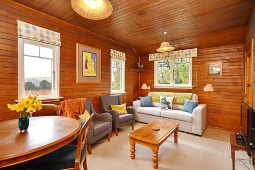 Tai Tapu Maison | Otahuna Hideaway - Christchurch Holiday Homes