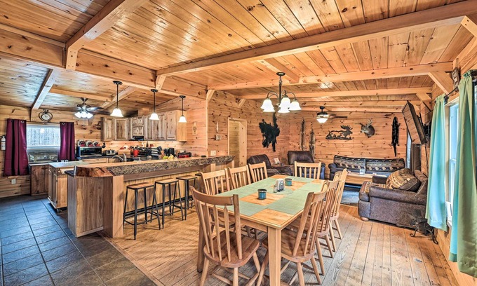 Otego Maison | Otego Home w/ Hot Tub: Near All Star Village!