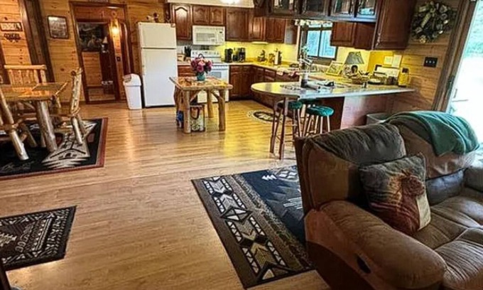 Glenfield Maison | Otter Creek Ranch w/Stables