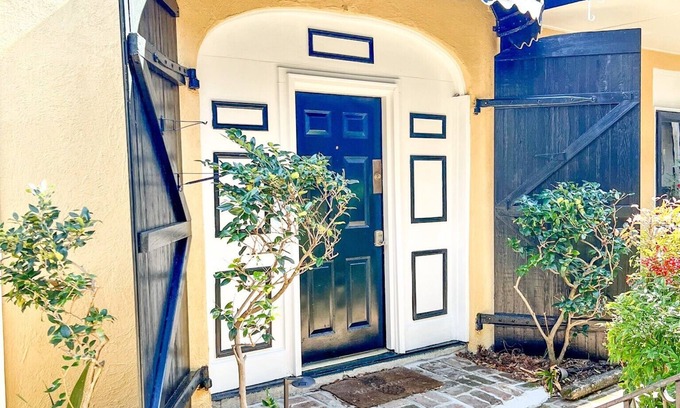 Downtown Charleston Appartement | Our condominium is located in the heart of the medical district
